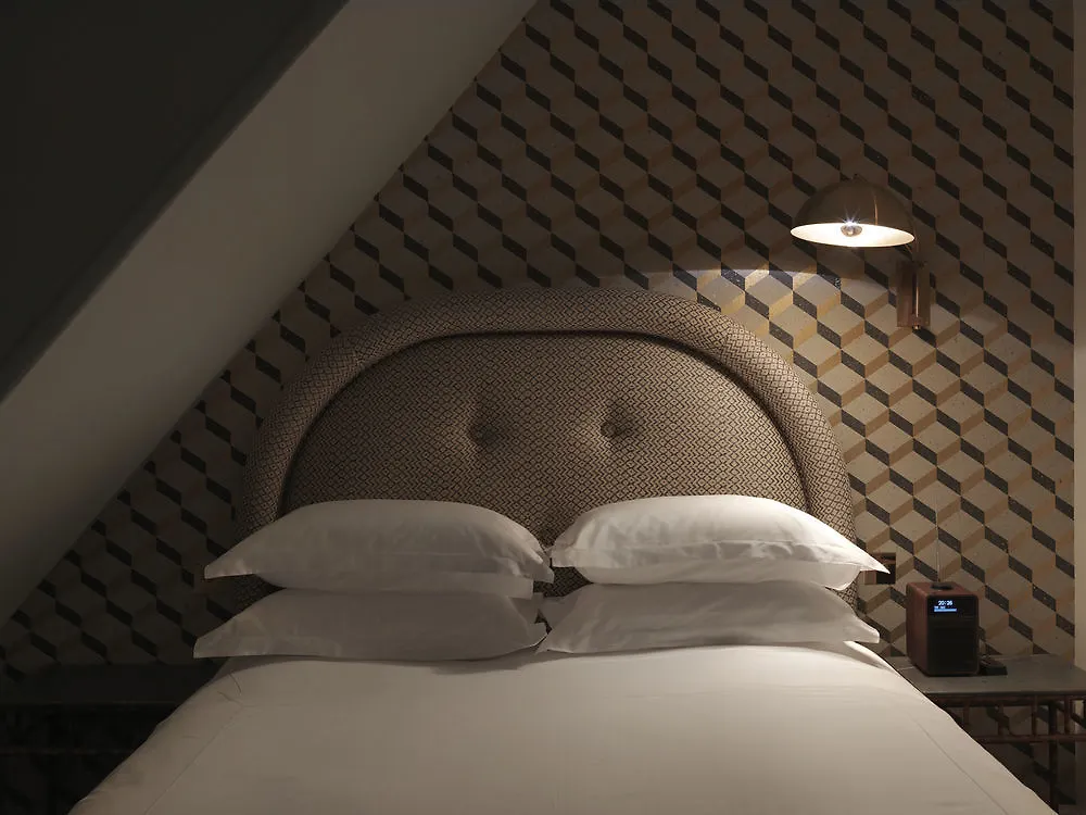 Grand Pigalle Experimental 4* Paříž